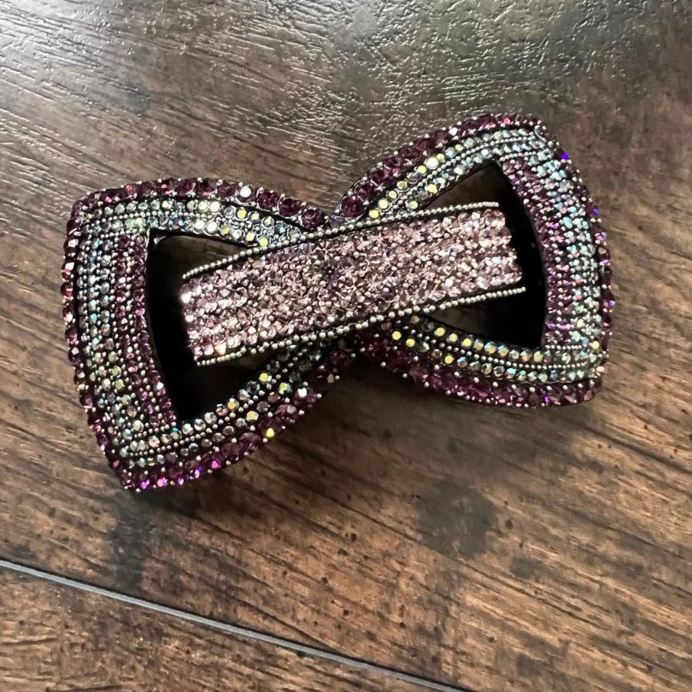 Sold Out Soho Style Tuxedo Hair Bow Tie Barrette Purple